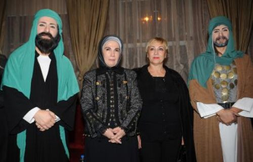 Emine Erdoğanı ağlatan oyun