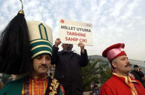 Dizi setini aratmayan protesto