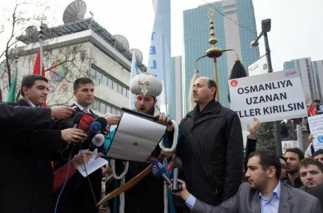 Muhteşem Yüzyıla protesto!