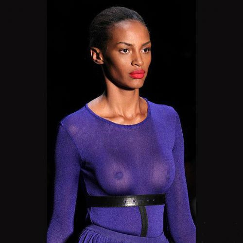 Paris Hiltonlu moda şöleni!