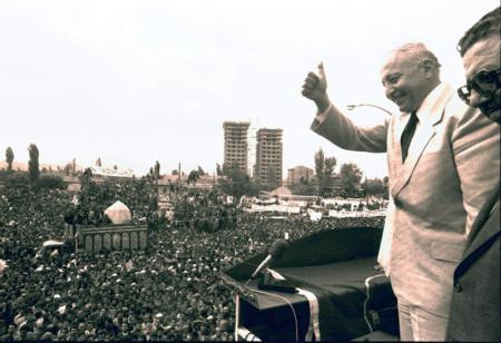 Erbakanın hayatı!