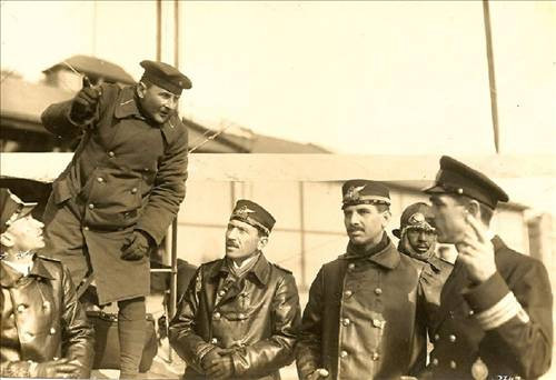Dünyanın ilk siyah pilotu: Arap Ahmet