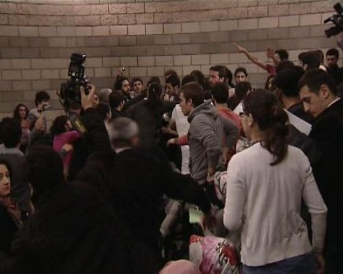 BDPli Tuncele protesto!