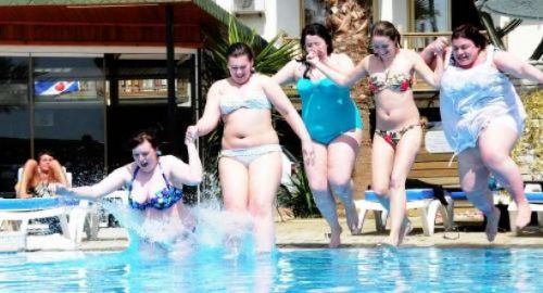 Fethiye plajlarında erken yaz havası