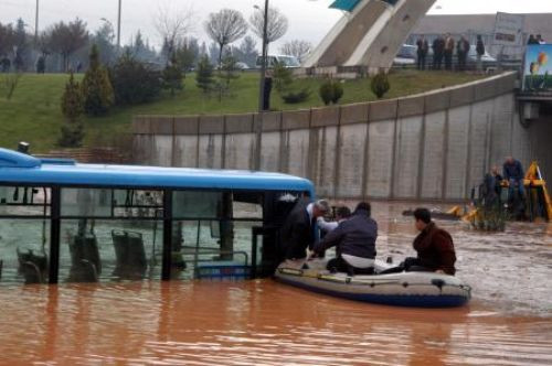 Gaziantepte sel esareti!