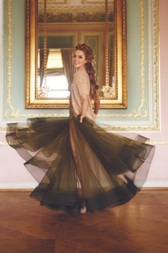 İç çamaşırlı Hadise