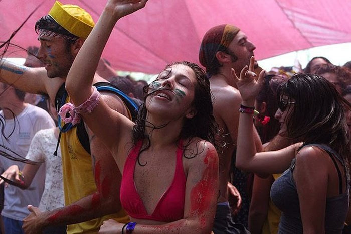 Güneşin batmadığı festival !
