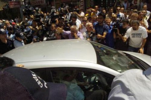 Aziz Yıldırım İstanbul Emniyetinde