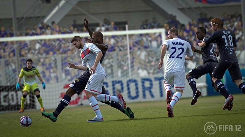 Fifa mı Pes mi?
