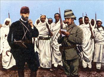 Kaddafi’nin hayat hikayesi