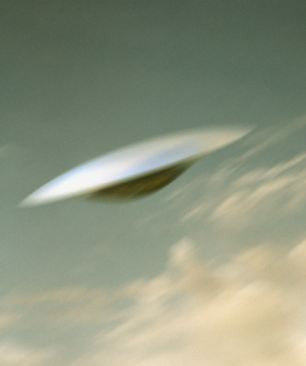 Dağ başını UFO aldı !