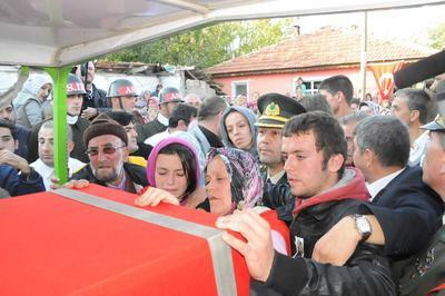 Şehit Birol Elmas son yolculuğuna uğurlandı