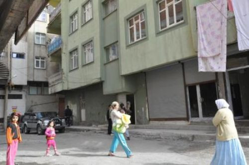 Bu kez de Hakkaride deprem !