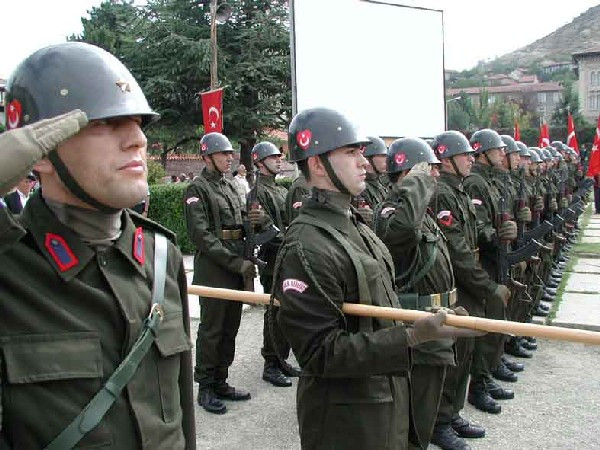 Bedelli hangi ünlüye yaradı?