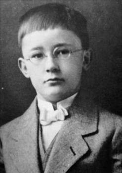 Hitlerin sağ kolu Heinrich Himmler