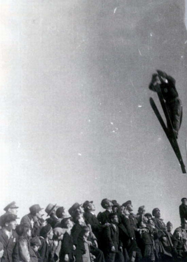 60 yıl önce Dadaşlar karda uçuyordu