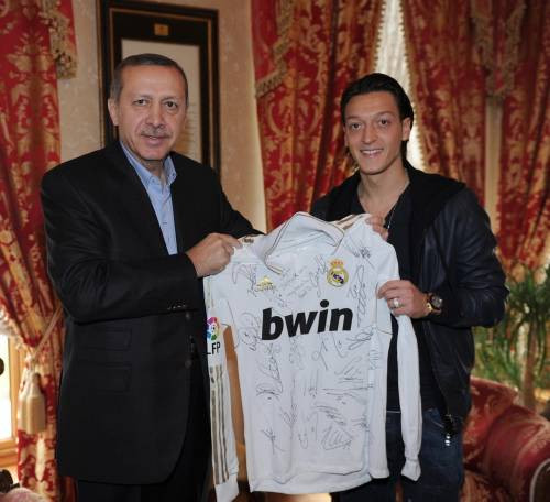 Futbolculardan başbakana ziyaret !