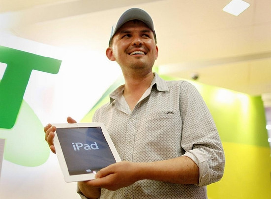 iPad çılgınlığı başladı
