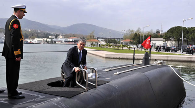 Abdullah Gül denizaltı fotoğraflarını paylaştı