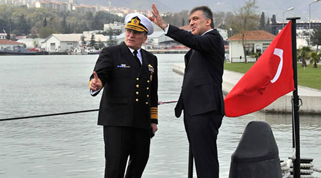 Abdullah Gül denizaltı fotoğraflarını paylaştı