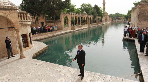 Cumhurbaşkanı Gül, Balıklıgölü ziyaret etti
