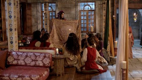 Büşra Pekin Muhteşem Yüzyılda