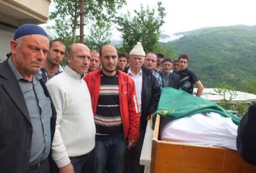 Sırat Köprüsüne dünyada çıktı!