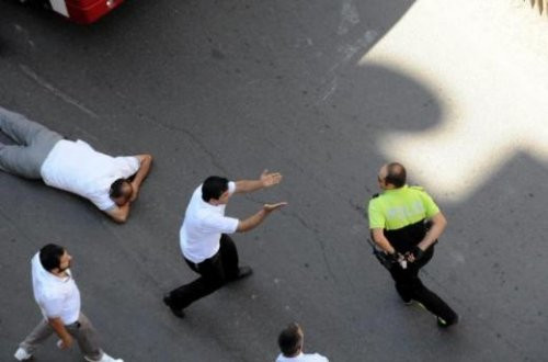 Diyarbakırı karıştıran trafik polisi