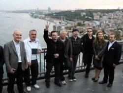Madonna kaprisi yüzünden köprüyü geçemedi