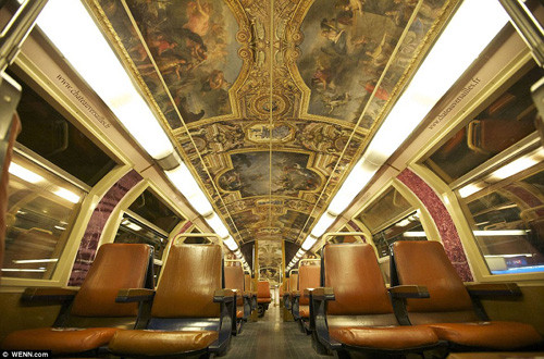 Saray gibi tren