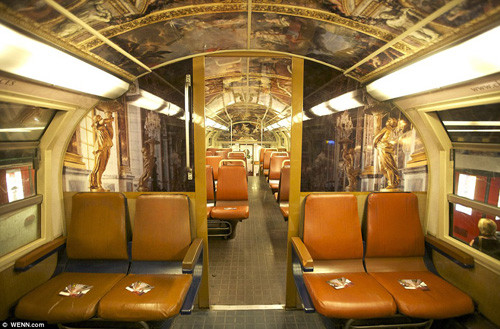 Saray gibi tren
