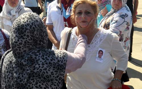 Şehit cenazesinde linç ediyorlardı