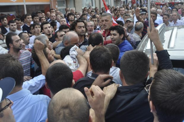 Samsunda şehit cenazesinde olay