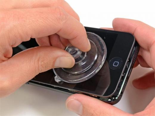 iPhone 5i parçalarına ayırdılar
