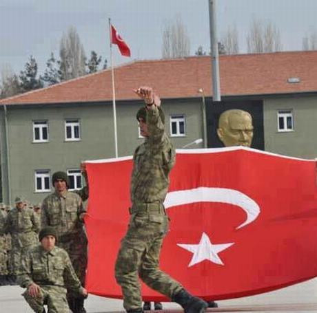 Mehmetçik bu fotoğrafları paylaşıyor