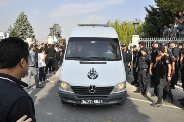 19 yıl sonra tekrar omuzlarda