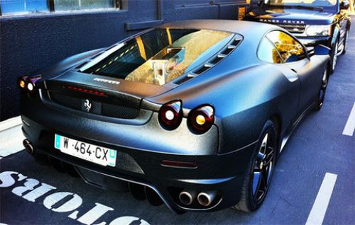 Komple deri Ferrari