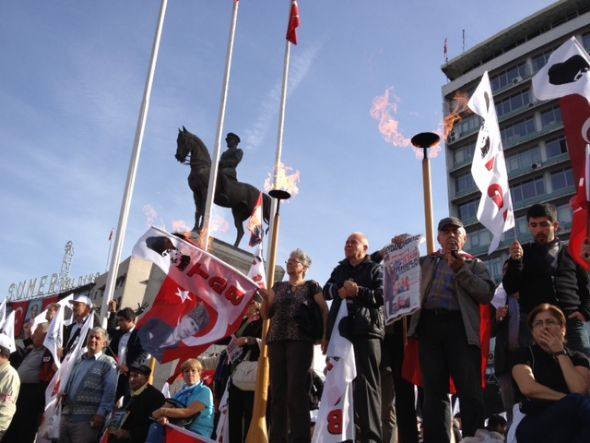 1. Meclisin önünden ilk kareler...