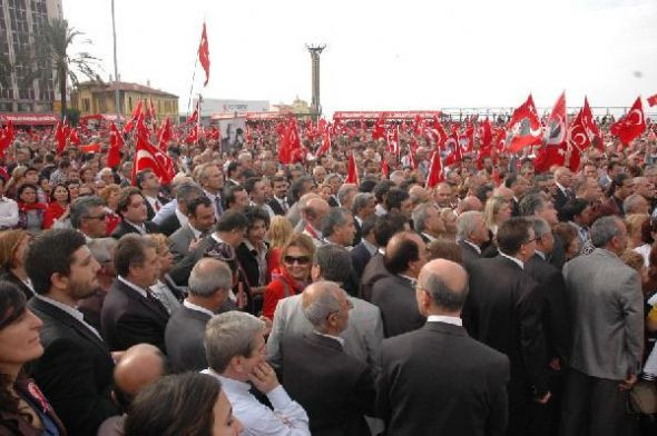 Cumhuriyet yürüyüşüne rekor katılım