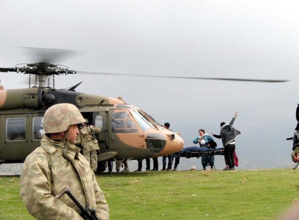 Asker öldürülen PKKlıları böyle taşıdı