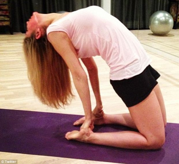 Yoga pozları kızdırdı