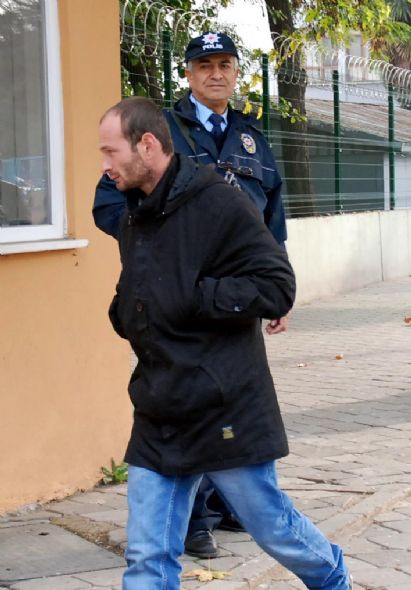 Bak yürüyün gidin