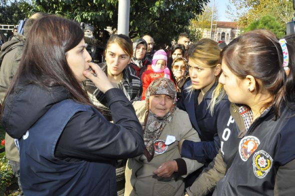 Şehit polis son yolculuğuna uğurlandı