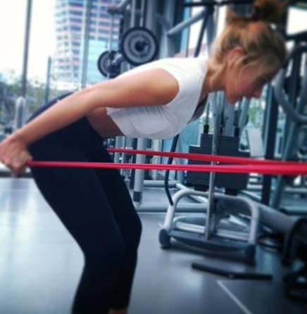 Hadisenin fit vücudunun sırrı ortaya çıktı