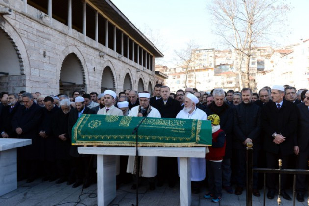 Başbakan Erdoğan gözyaşlarını tutamadı