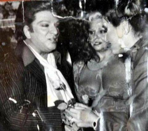 Paşa ve Diva dudak dudağa