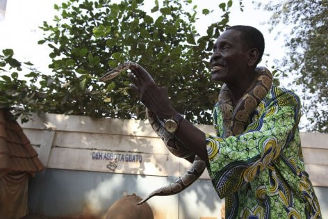 Afrika’nın Voodoo büyücüleri ve korkunç yöntemleri!