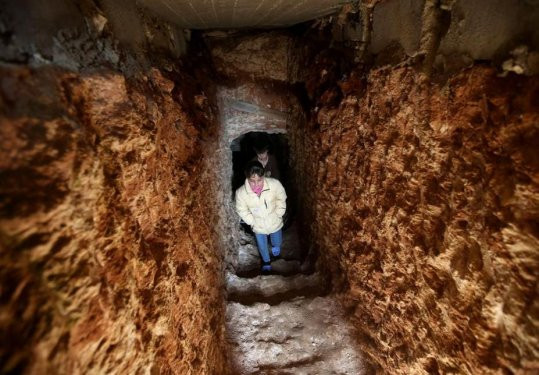 Yeryüzde ölüm yeraltında yaşam devam ediyor