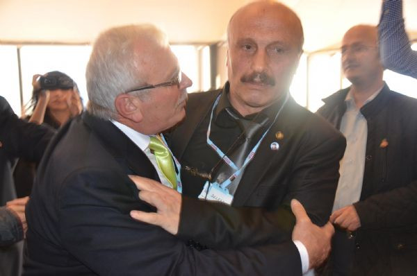 DSP kongresinde kavga