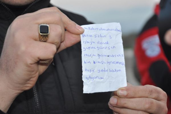 Direğin tepesinden inmiyor